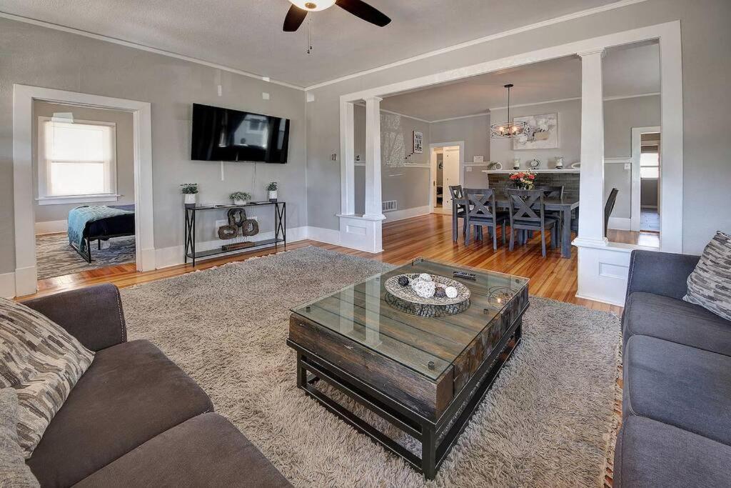 קולורדו ספרינגס Historic Home W/Pikes Peak Views מראה חיצוני תמונה